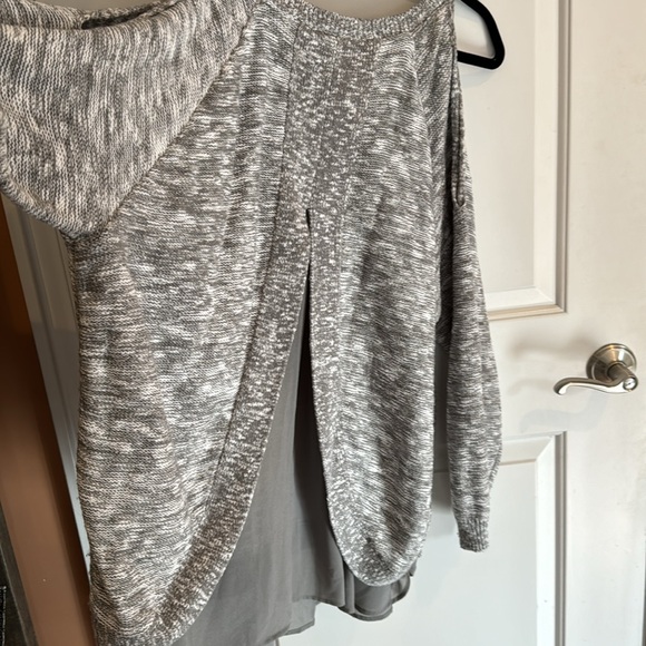 Torrid 3X long sleeve sweater plus size cold shoulder sheer blouse - Picture 8 of 10